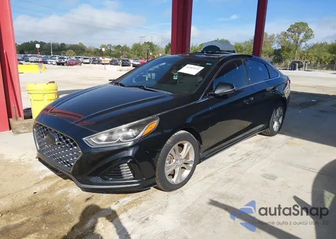 2018 Hyundai Sonata Sport z USA, uszkodzony, nr VIN 5NPE34AF3JH641512